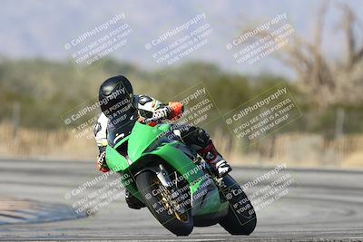 media/Dec-01-2025-Moto Forza (Mon) [[2daa91e15f]]/2-Intermediate Group/Session 3 (Turn 3)/